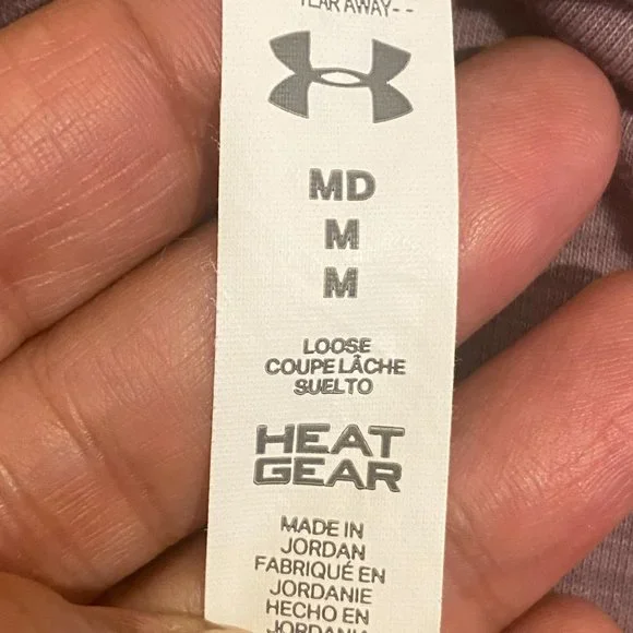 Under Armour Women's WhisperLight Purple Long Sleeve Top Size M - Picture 7 of 8